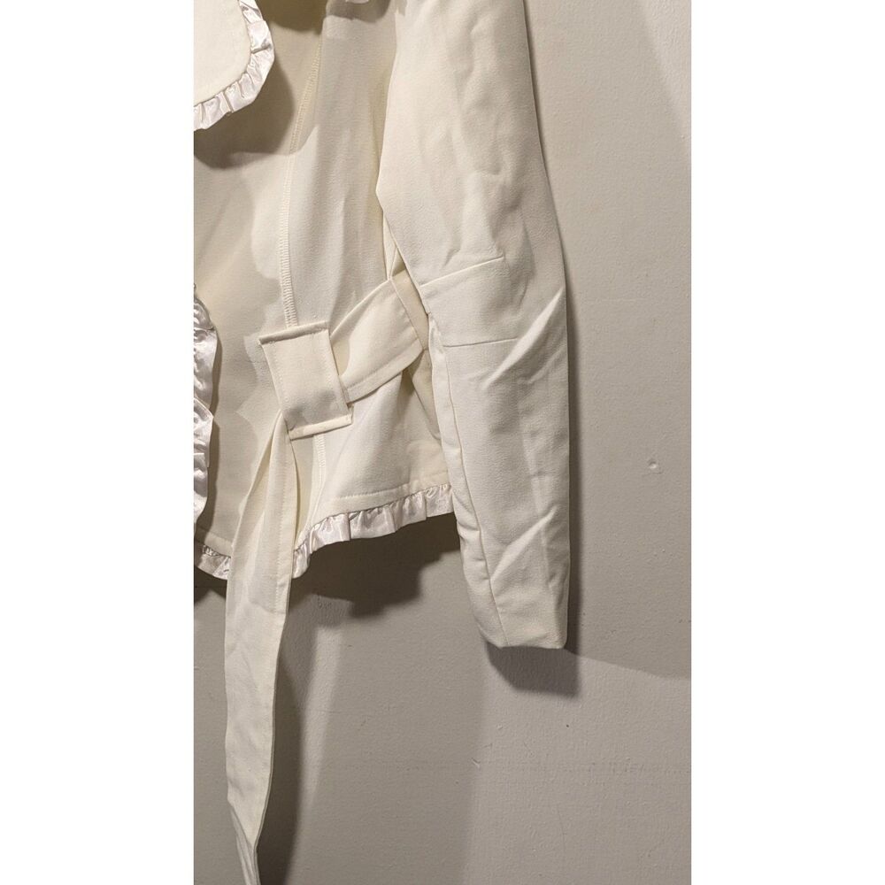 DFA New York Cream Ruffle Blazer sz. Small - Picture 7 of 8